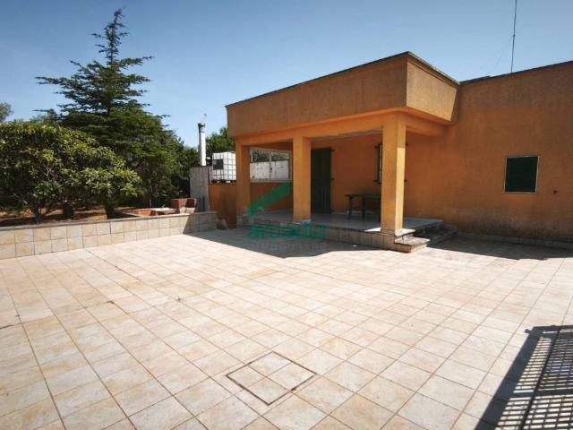 Villa Indipendente in vendita a Puglia, Bari