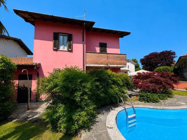 Villa Indipendente in vendita a Revellino, Lodi