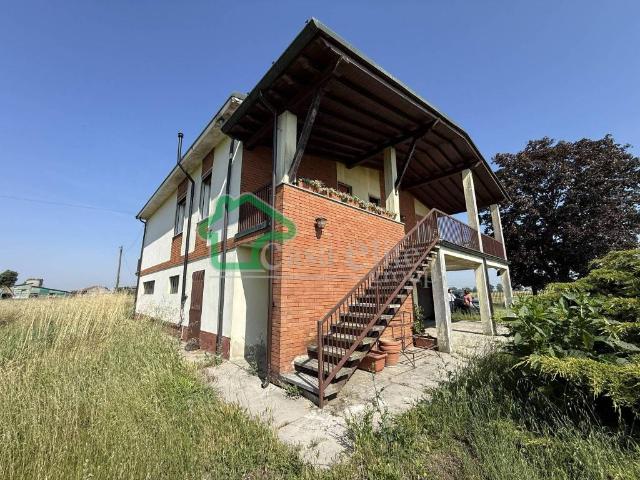 Villa Indipendente in vendita a Lodi, Lombardia