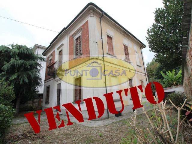 Villa Indipendente in vendita a Albarola, Lodi
