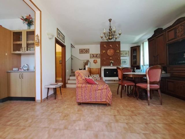 Villa Indipendente in vendita a Unione dei comuni Savena-Idice, Loiano