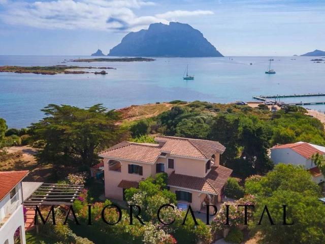 Villa Indipendente in vendita a Porto San Paolo, Sardigna/Sardegna
