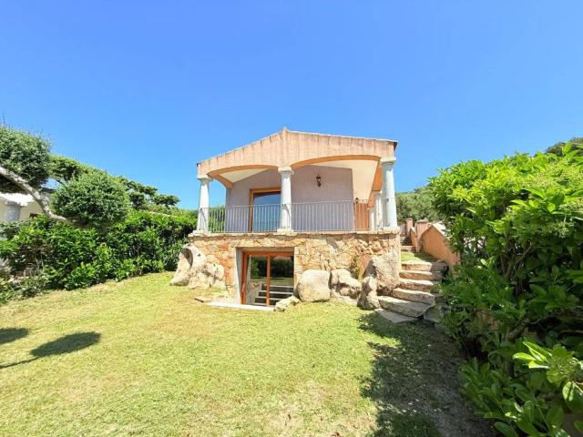 Villa Indipendente in vendita a Porto San Paolo, Sardigna/Sardegna