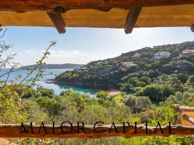 Villa Schiera in vendita a Porto San Paolo, Sardigna/Sardegna