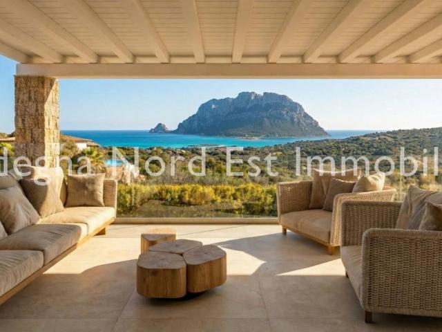 Villa Indipendente in vendita a Porto San Paolo, Sardigna/Sardegna