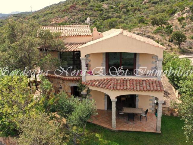 Villa Indipendente in vendita a Porto San Paolo, Sardigna/Sardegna