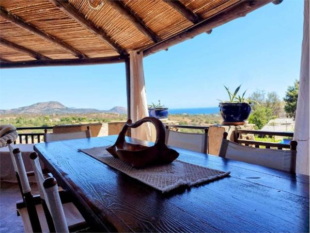 Villa Indipendente in vendita a Porto San Paolo, Sardigna/Sardegna