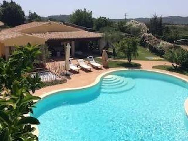 Villa Schiera in vendita a Porto San Paolo, Sassari