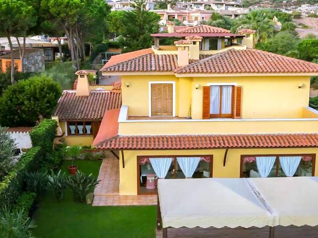 Villa Indipendente in vendita a Porto San Paolo, Sardigna/Sardegna