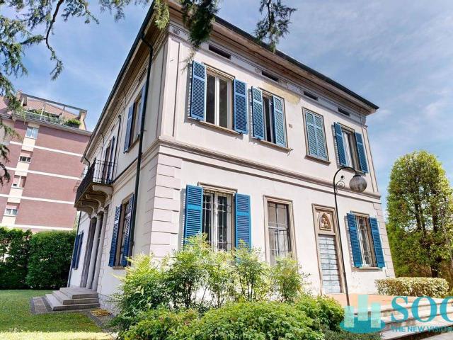 Villa Indipendente in vendita a Lomazzo di Sopra, Lomazzo