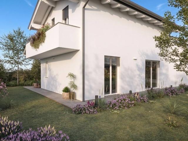 Villa Indipendente in vendita a Lomazzo, Como