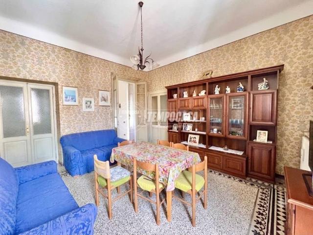 Villa Indipendente in vendita a Lonate Pozzolo, Lombardia