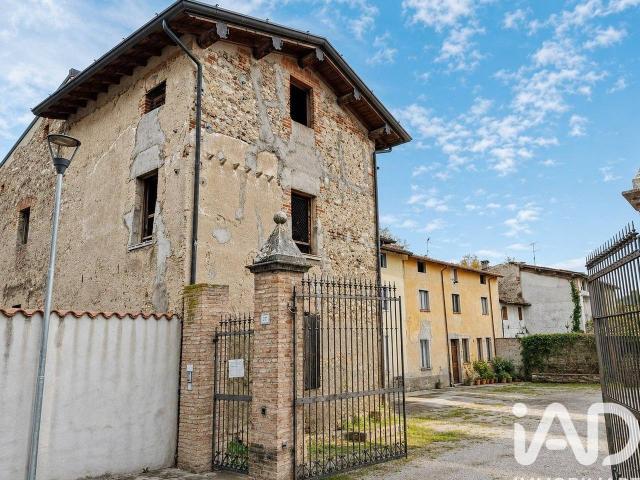 Villa Indipendente in vendita a Lonato, Lombardia