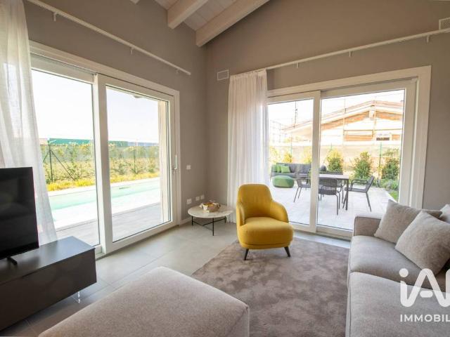 Villa Indipendente in vendita a Lonato, Lombardia