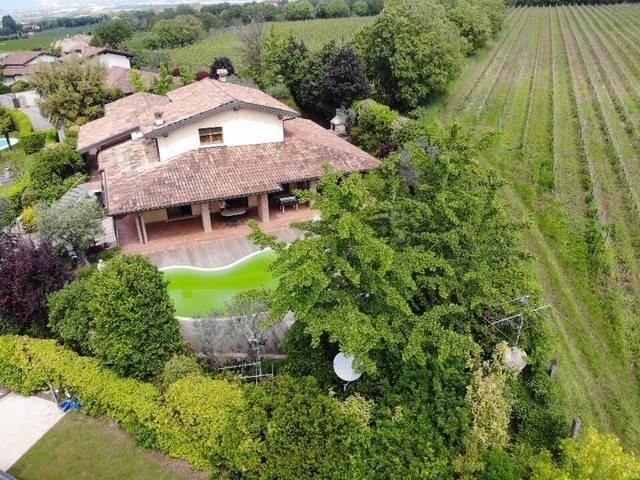 Villa Indipendente in vendita a Lonato, Lombardia