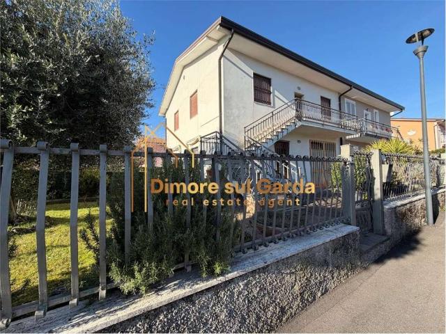 Villa Indipendente in vendita a Lonato, Lombardia