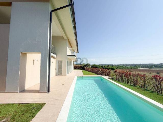 Villa Indipendente in vendita a San Pietro, Desenzano Del Garda