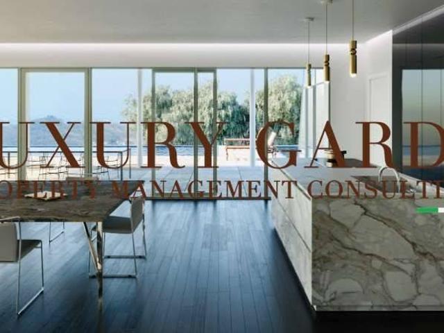 Villa Indipendente in vendita a Lonato, Brescia