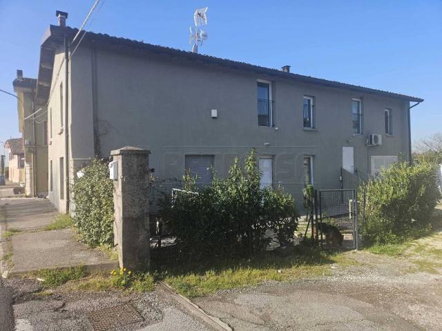 Villa Indipendente in vendita a Campagna, Lonato