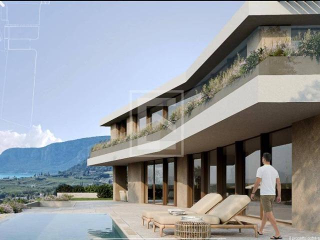Villa Indipendente in vendita a Lonato, Lombardia