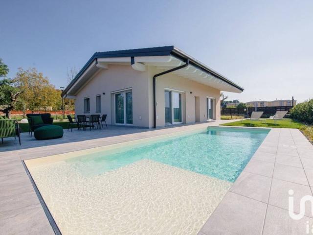 Villa Indipendente in vendita a Lonato, Brescia