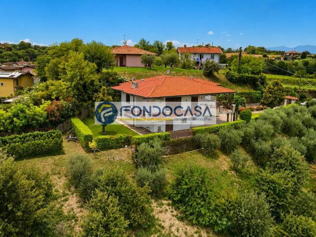 Villa Indipendente in vendita a La Fornasetta, Lonato