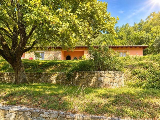 Villa Indipendente in vendita a Caiano, Londa