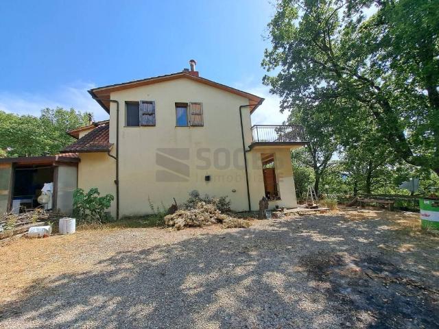 Villa Indipendente in vendita a Unione di Comuni Valdarno e Valdisieve, Londa
