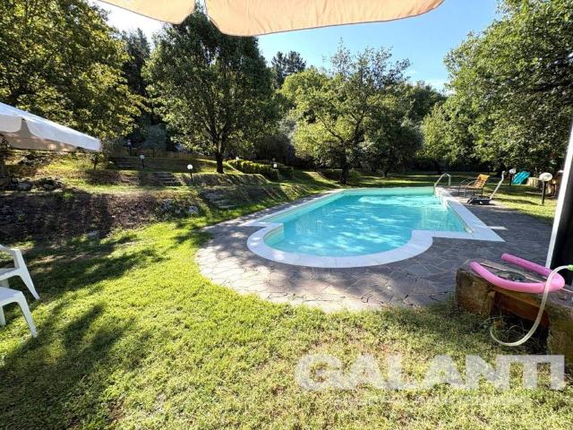 Villa Indipendente in vendita a Unione di Comuni Valdarno e Valdisieve, Londa