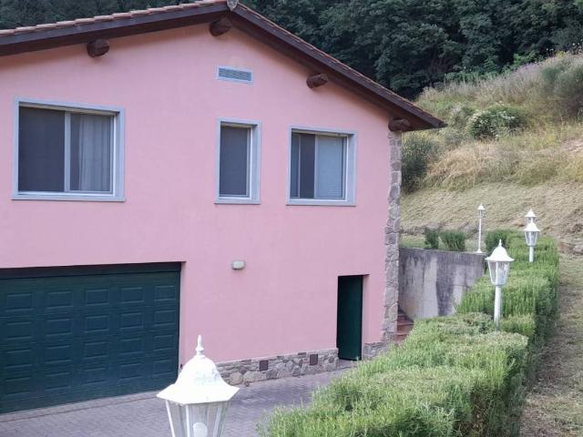 Villa Indipendente in vendita a Unione di Comuni Valdarno e Valdisieve, Londa