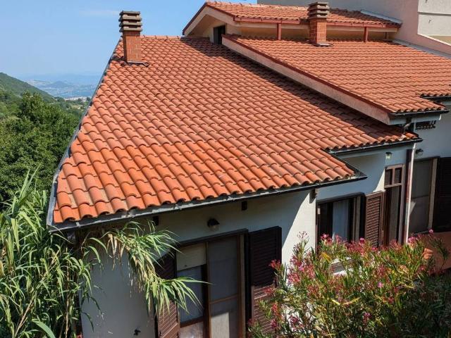 Villa Indipendente in vendita a Longano, Molise