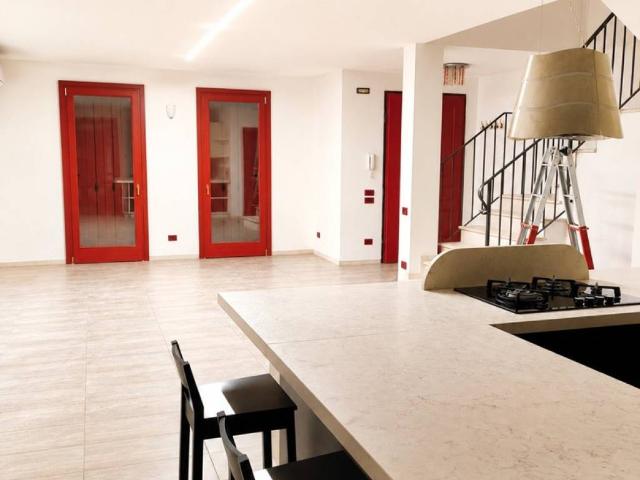 Villa Indipendente in vendita a Longare, Veneto
