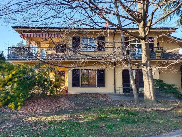Villa Indipendente in vendita a Longone Al Segrino, Lombardia