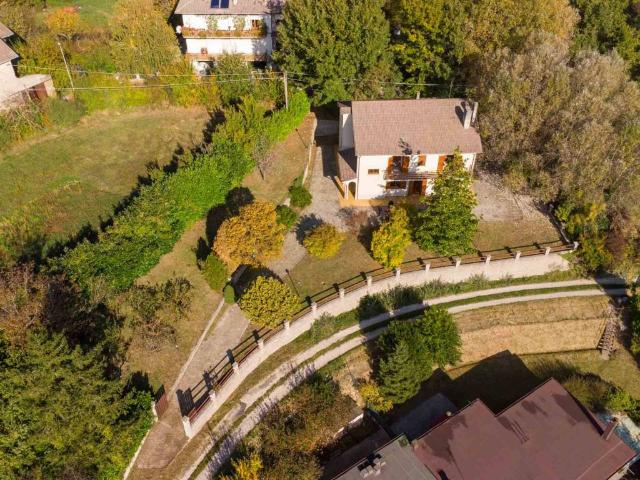 Villa Indipendente in vendita a Longone Sabino, Lazio