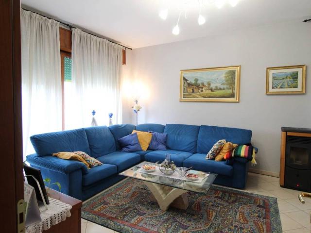 Villa Indipendente in vendita a Lonigo, Veneto