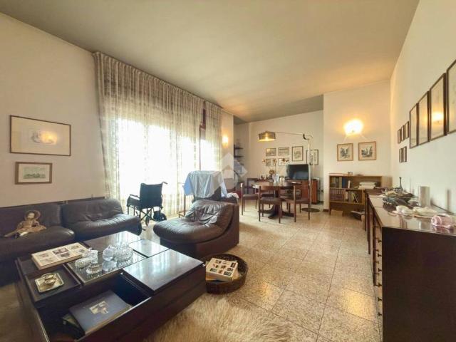 Villa Indipendente in vendita a Lonigo, Veneto