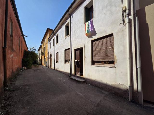 Villa Indipendente in vendita a Lonigo, Veneto