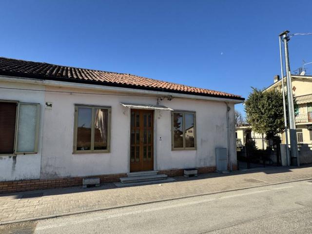 Villa Indipendente in vendita a Lonigo, Veneto