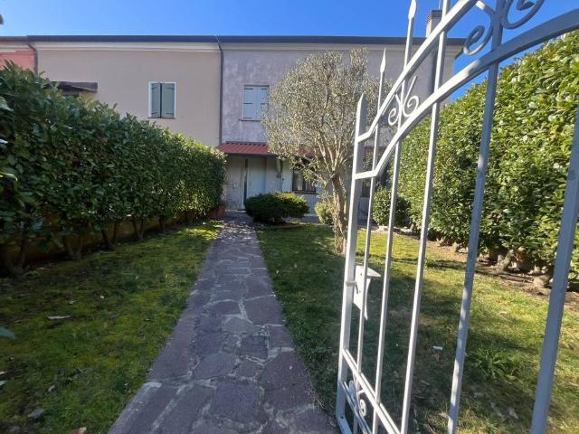 Villa Indipendente in vendita a Loreo, Veneto