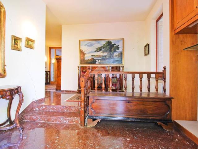 Villa Indipendente in vendita a Marche, Ancona