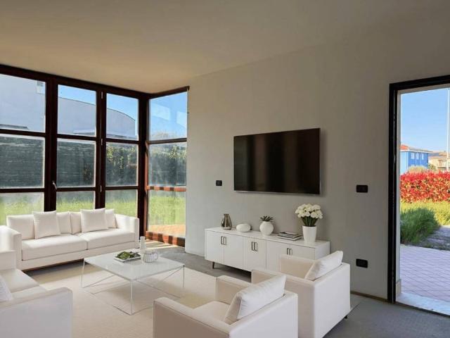 Villa Indipendente in vendita a Marche, Ancona