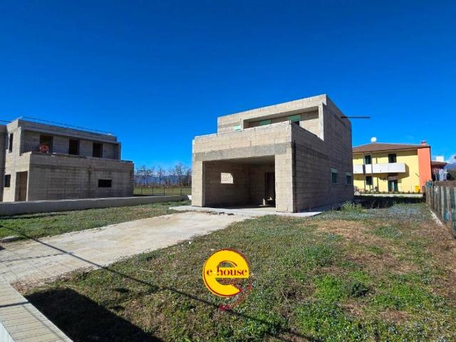 Villa Indipendente in vendita a Fonte, Loria