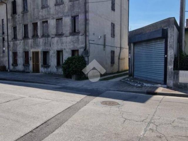 Villa Indipendente in vendita a Fonte, Loria