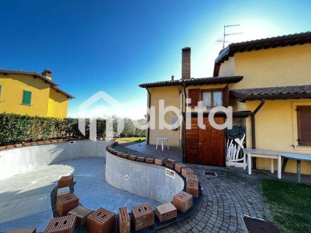 Villa Indipendente in vendita a Loro Ciuffenna, Toscana