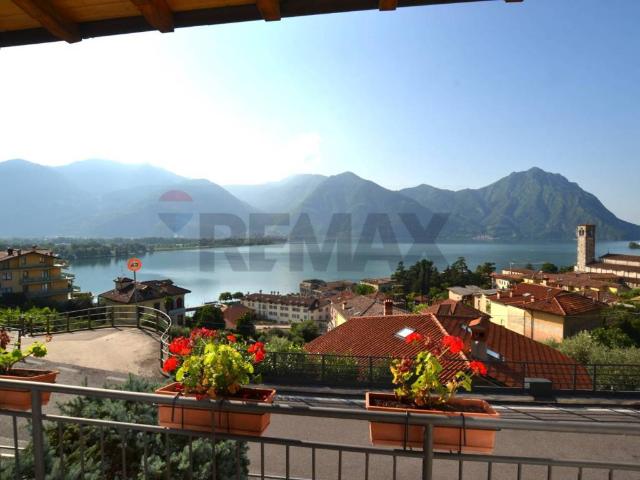 Villa Indipendente in vendita a Carassone, Lovere
