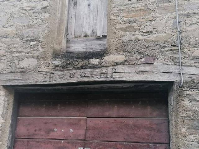Villa Indipendente in vendita a Comunità montana della valle Camonica, Lozio