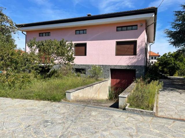 Villa Indipendente in vendita a Piemonte, Vercelli