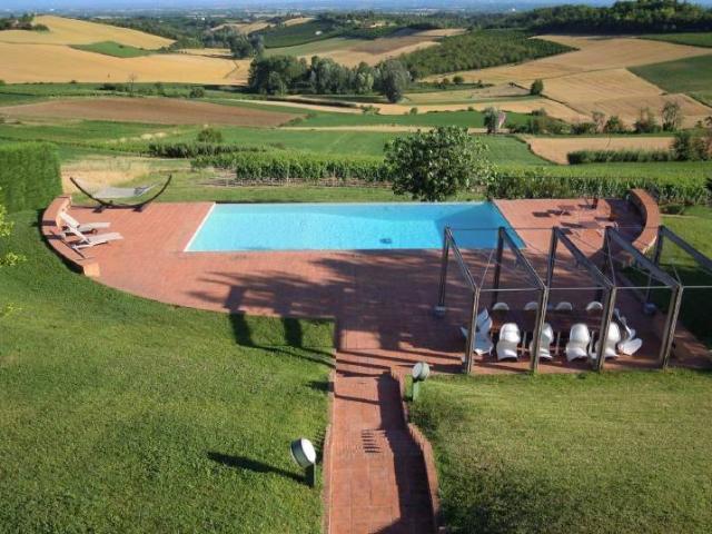 Villa Indipendente in vendita a Lu e Cuccaro Monferrato, Piemonte