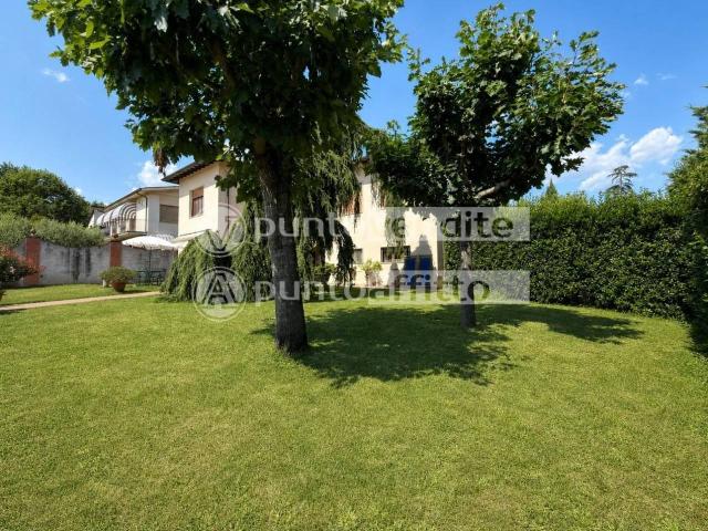 Villa Indipendente in vendita a Sant'Alessio, Bagni Di Lucca Ponte
