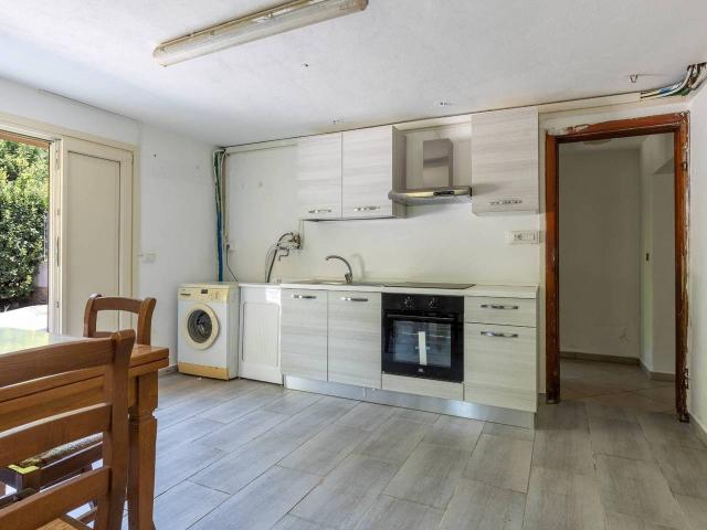 Villa Indipendente in vendita a Vicopelago, Bagni Di Lucca Ponte